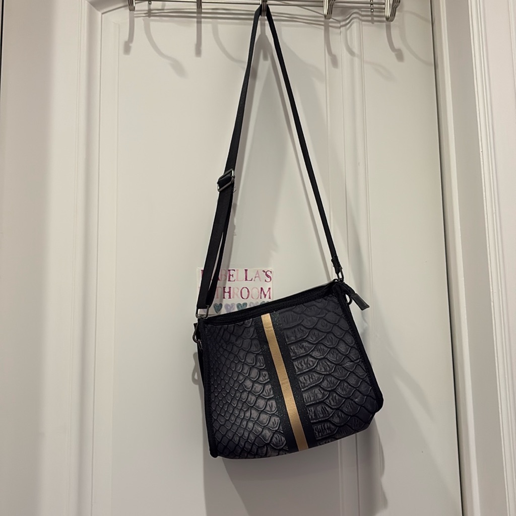 Neoprene Purse